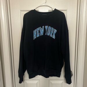 Brandy Melville New York Crewneck